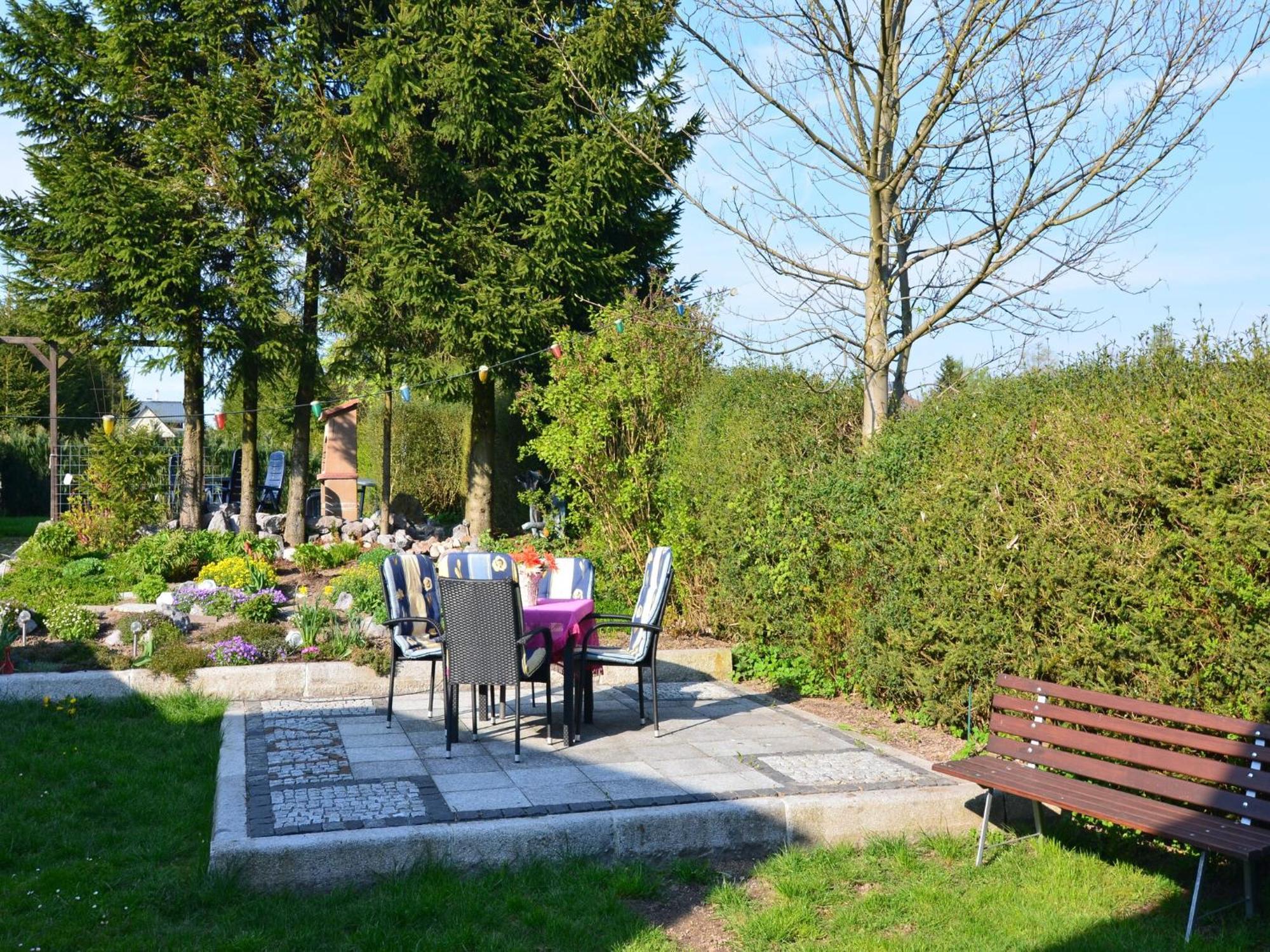 Holiday Home In Neustadt Am Rennsteig With Pond Kültér fotó